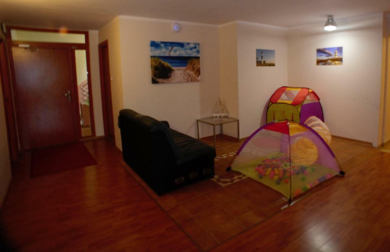 Bed and Breakfast Floryda Юрата Экстерьер фото