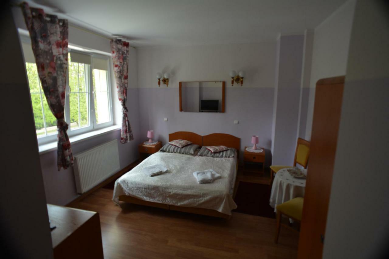 Bed and Breakfast Floryda Юрата Экстерьер фото